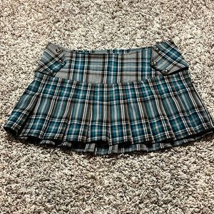 Hot Topic Lip Service Plaid Skirt S